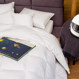 NATURAL OUTLAST poduszka trzykomorowa, puch 100%