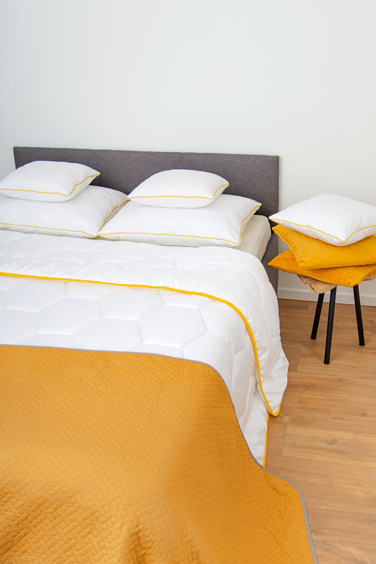 SATYNA BAWEŁNIANA BEESOFT poduszka termo antyalergiczna